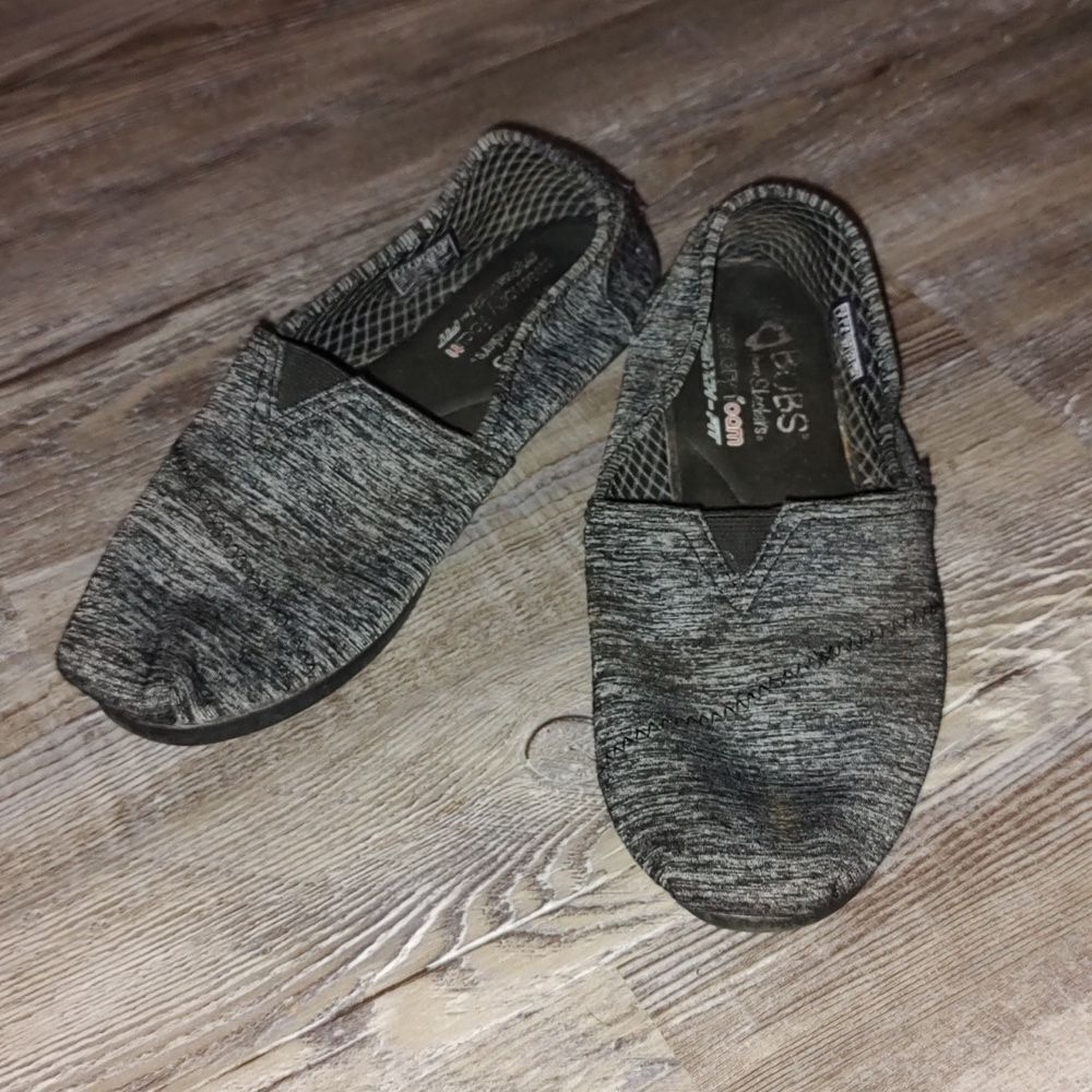 Bobs from Skechers black/gray combo memory foam memory fit slip on Shoes Sz 7